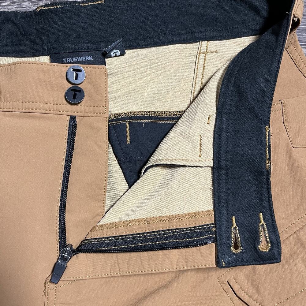 TRUEWERK T2 WerkPant Men's 36x32 Sand Stretch Technical Utility Work Pants EUC - Picture 4 of 16